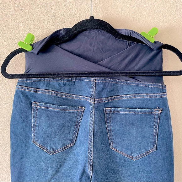 ISABEL MATERNITY by Ingrid & Isabel DISTRESSED FULL PANEL JEAN JEGGINGS - Picture 5 of 7